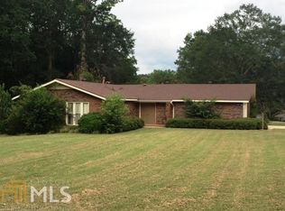 351 Laurel Ln, Lagrange, GA 30241