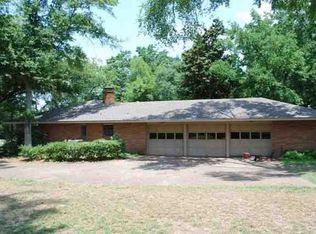 110 Heights Park Dr, Longview, TX 75601
