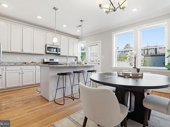 5th image of 326 Farragut St NW