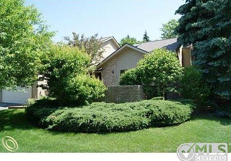 4129 Foxpointe