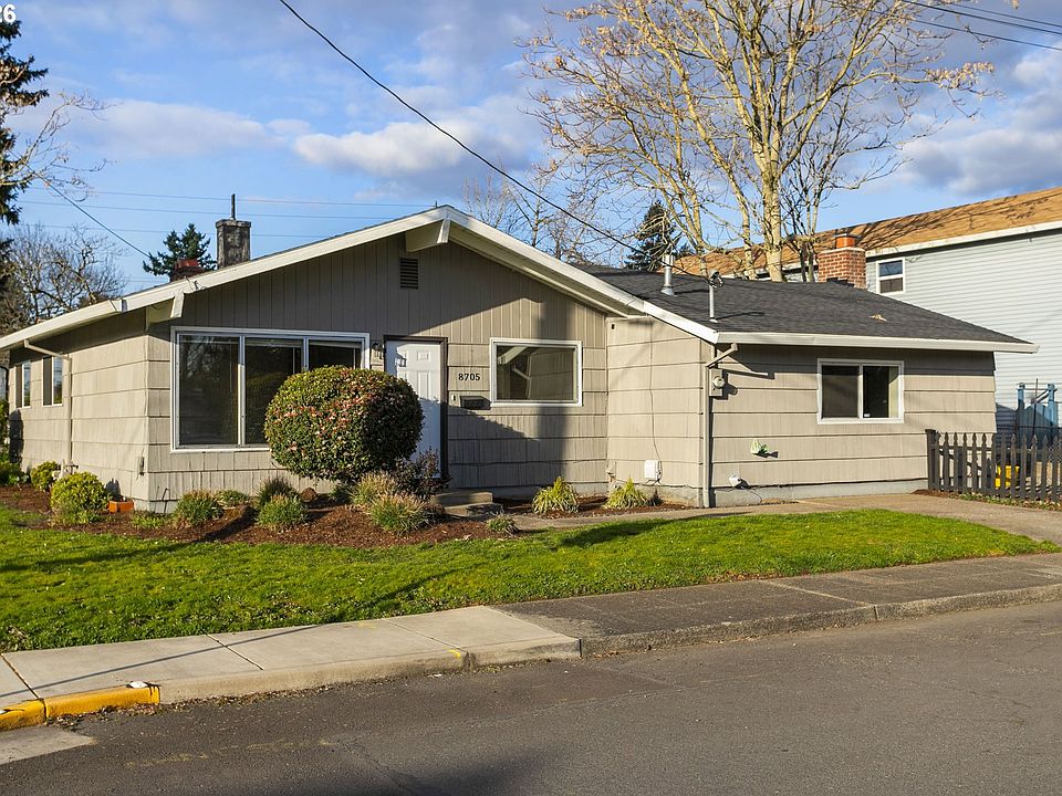 1st image of 8705 SE Pardee St