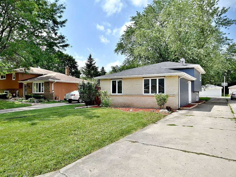 1st image of 1N542 Goodrich Ave