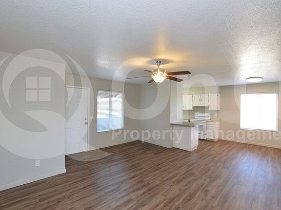 4th image of 808 N Revere Unit 201