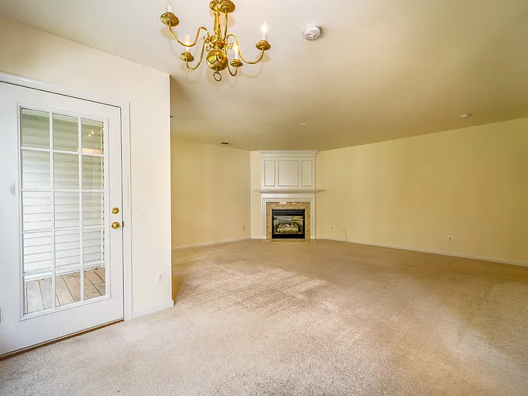 5924 Terrapin Pl #302 — Photo 15