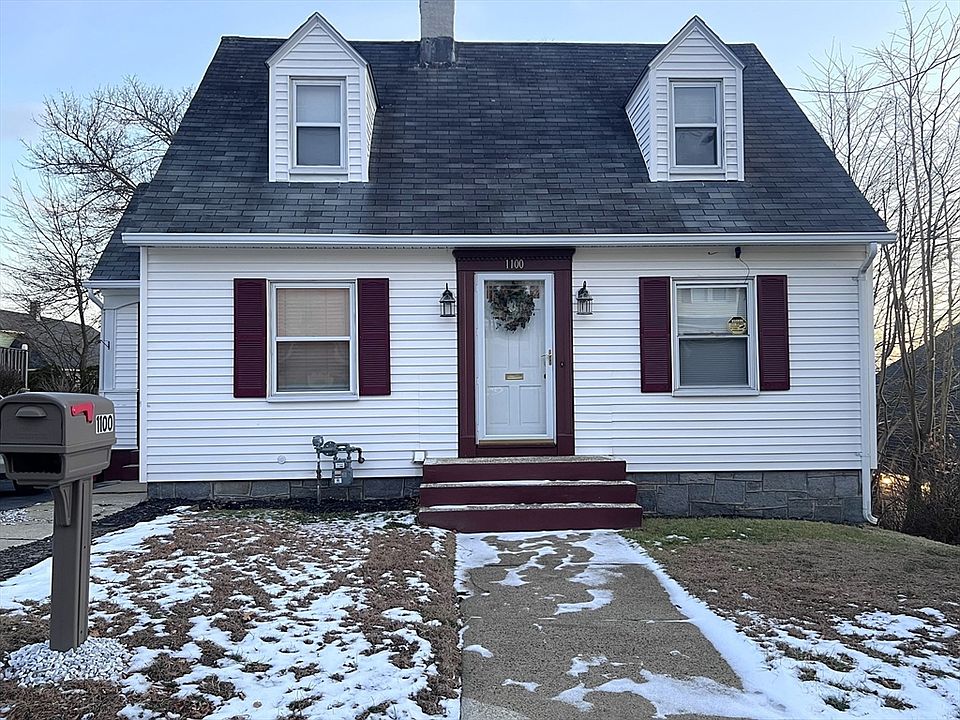 1st image of 1100 Essex St