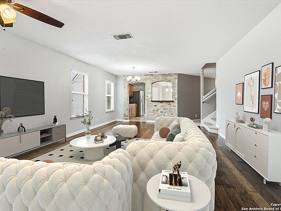4th image of 160 Latigo Lane