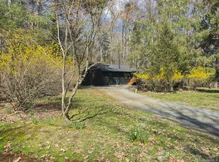 16 Burpo Lane, Kerhonkson, NY 12446