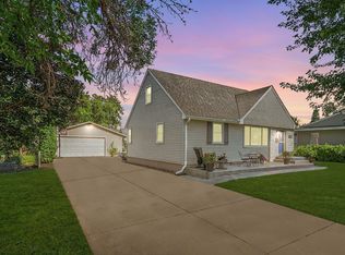 16 4th Ave SE, Osseo, MN 55369