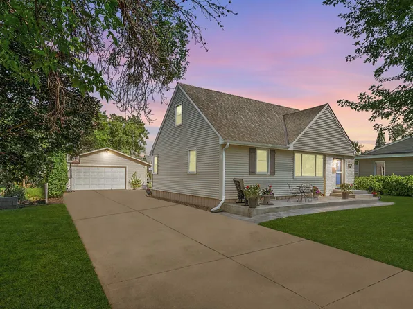 16 4th Ave SE, Osseo, MN 55369