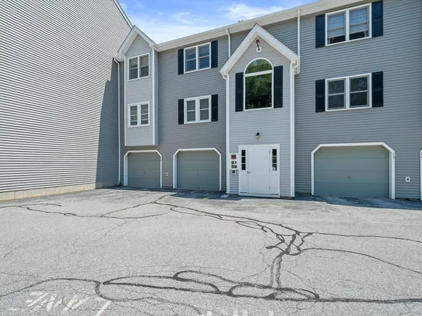 124 Tennis Plaza Rd Unit 16, Dracut, MA 01826