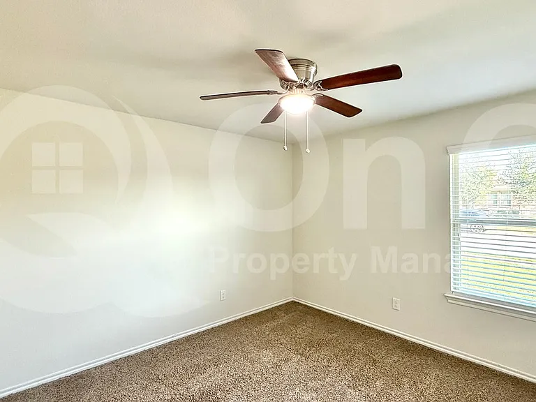 1113 Meadow Side Dr — Photo 13