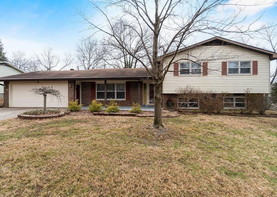 1st image of 1921 Huntington Dr