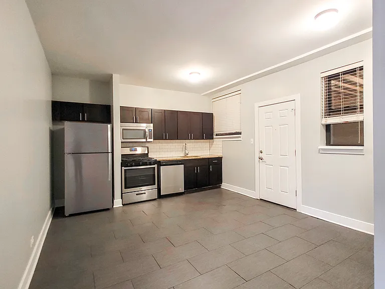 5527-5537 S Everett Ave — Photo 38
