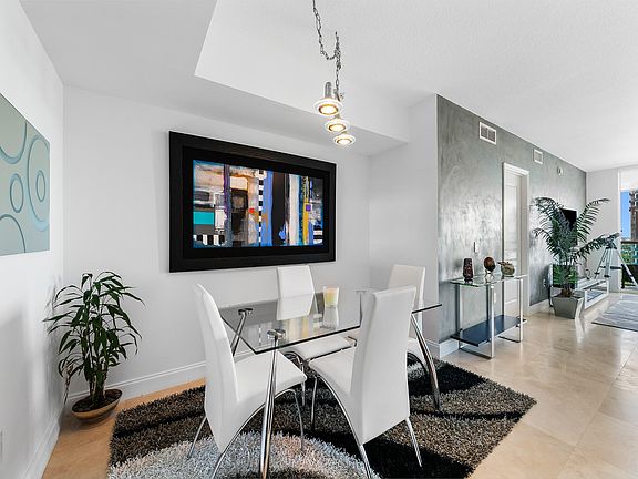 4th image of 350 SE 2nd Street #2850