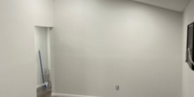 1st image of 51 Lake Promenade