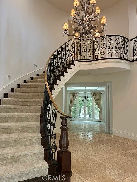 5 bed, 4.5 bath, 4346 sqft, $18,000 — Photo 4