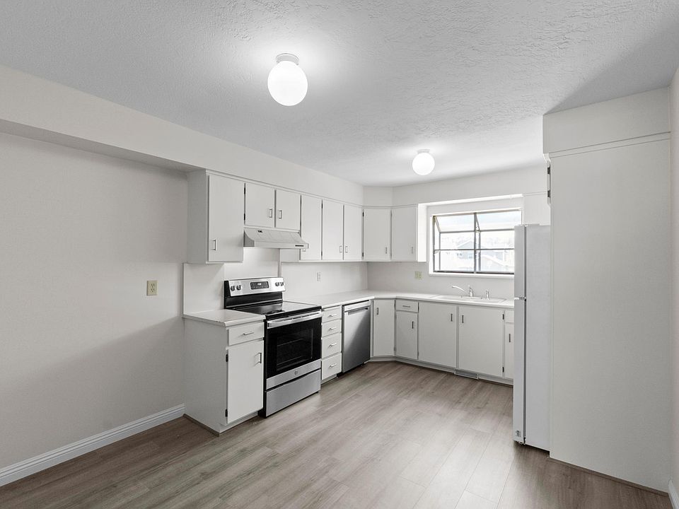 1st image of 4703 S Cathay Cir