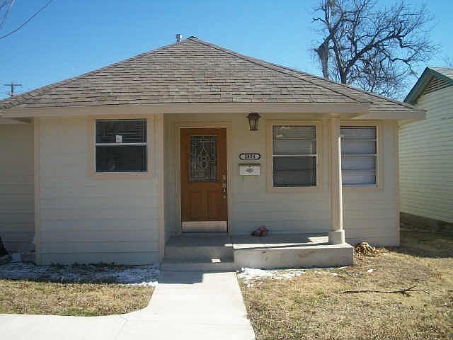 1st image of 2804 Fernwood Ave