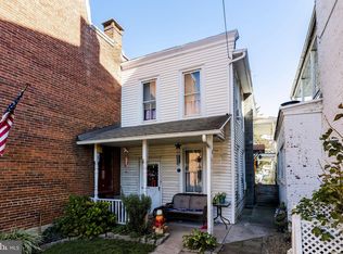 211 Main St, Adamstown, PA 17517