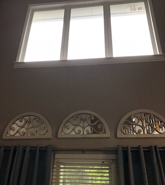 2nd image of 105 Country Club Ct
