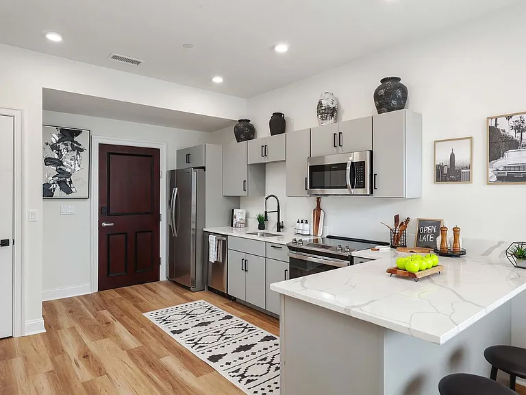 Star of the Sea Apartments — Photo 62