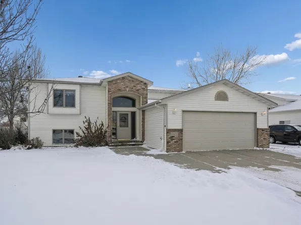 1165 7th Ave W, West Fargo, ND 58078