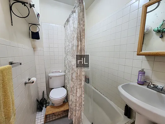 Rented by Highline Residential | media 19