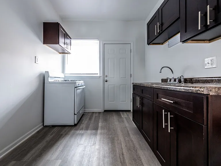 6160 S Martin Luther King Dr — Photo 18