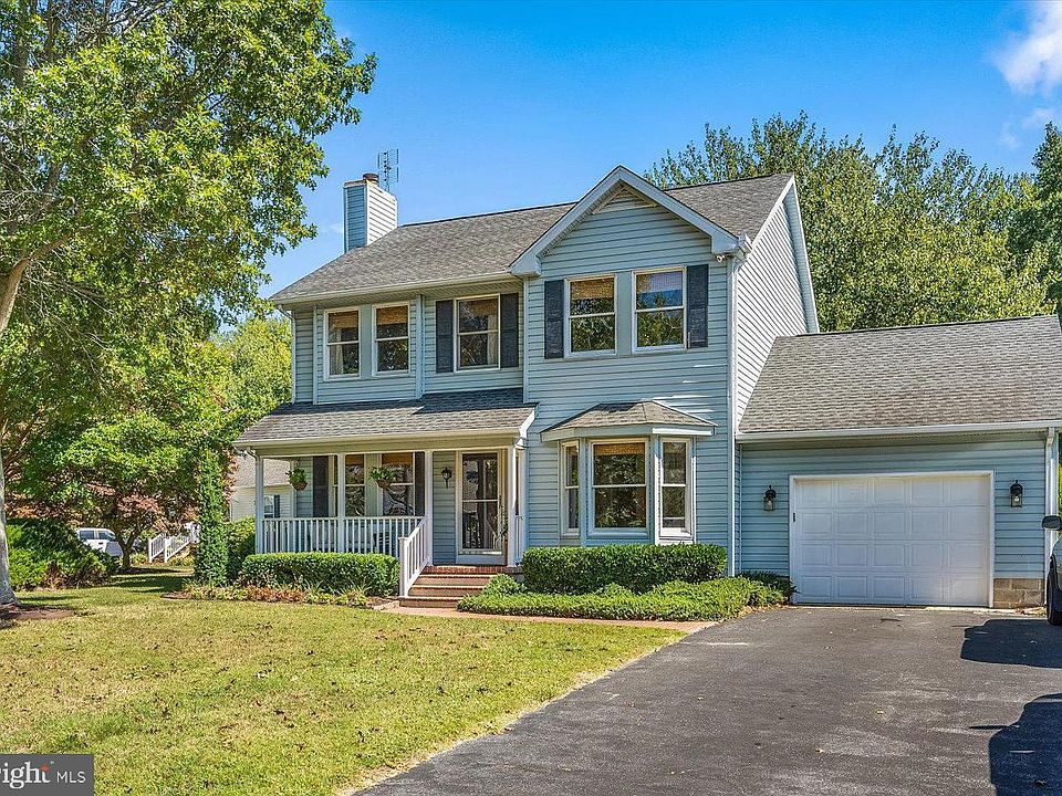 1st image of 37997 Sunny Winters Dr