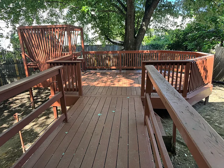 900 Nadine Ct — Photo 24