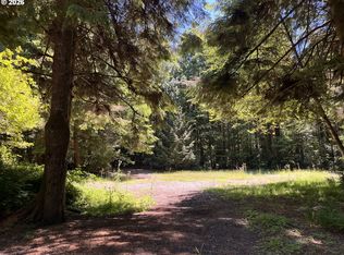 N Loftus Rd, Florence, OR 97439