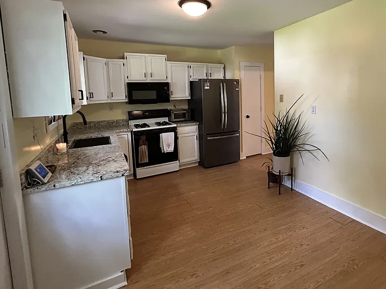 308 Wheaton Ave — Photo 4