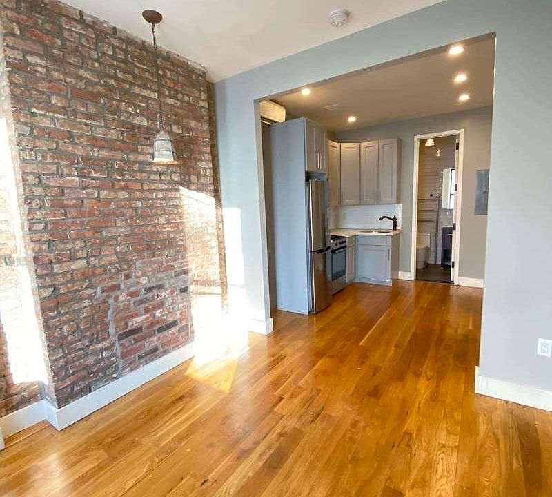 1st image of 423 Rogers Ave #A