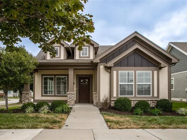 8117 N Farley Ave, Kansas City, MO 64158