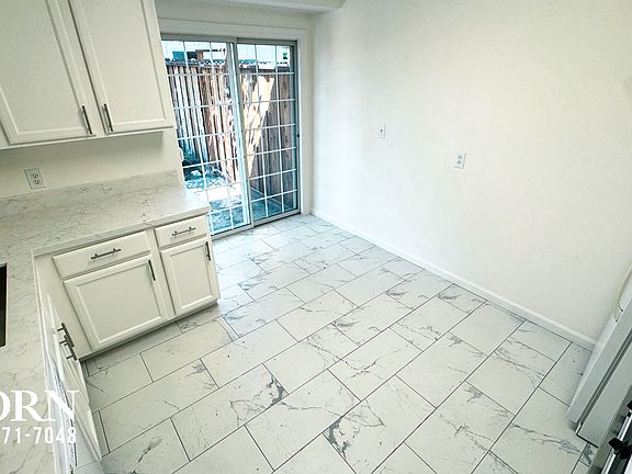 4th image of 611 Quartz St