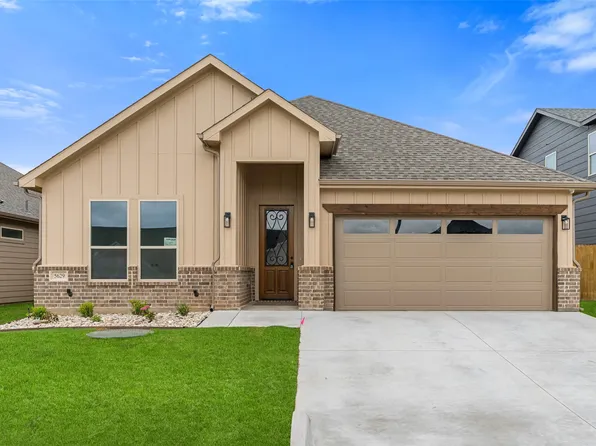 5629 Barkridge Dr, Granbury, TX 76048