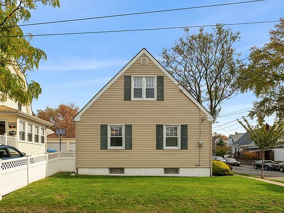 4th image of 431 Maine Ave