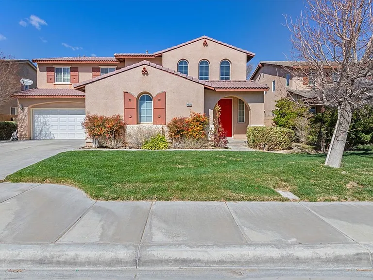4821 W Avenue J4 — Photo 2