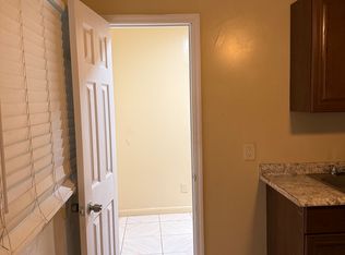 3131 NW 43rd St, Lauderdale Lakes, FL 33309