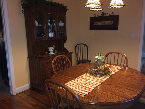 Formal dining room
