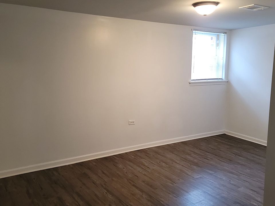 2nd image of 7300 S Sacramento Ave #B