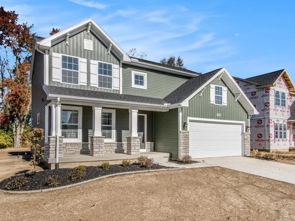 5569 Paxton Ct, Portage, MI 49024
