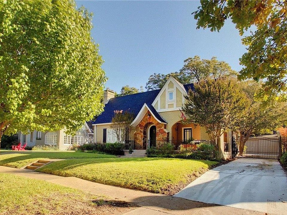 Gated Driveway