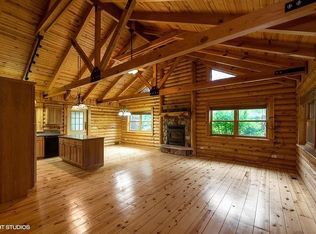 7110 W Greenbriar Dr, La Porte, IN 46350