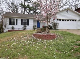 315 Shadow Ridge Dr, Little Rock, AR 72211