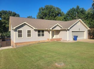 2313 Lakesite Dr, Soddy Daisy, TN 37379