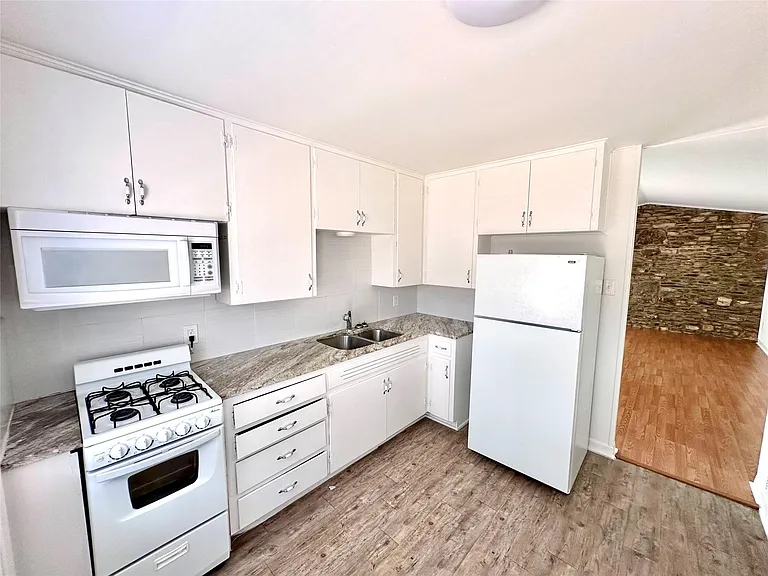 3410 West Ave #B — Photo 8