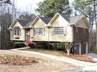 928 Rustic Dr, Forestdale, AL 35214