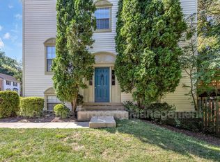 5743 Burke Towne Ct, Burke, VA 22015