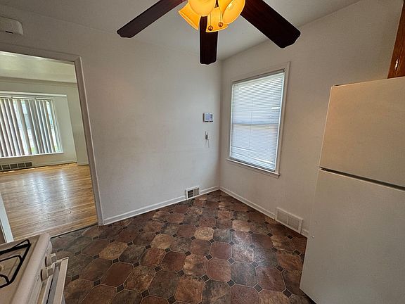 5th image of 14615 Stephens Rd